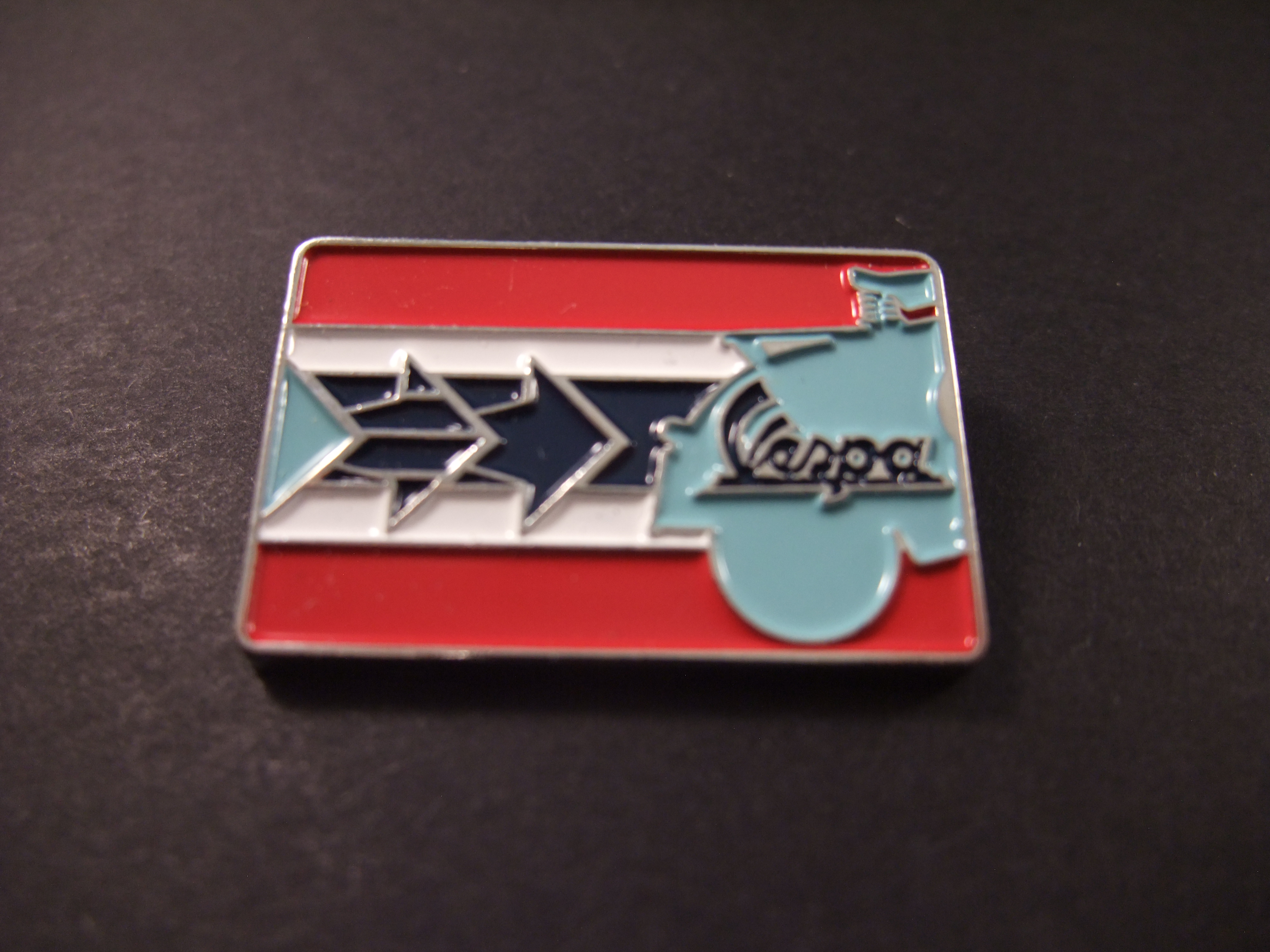 Vespa Scooter ( wegrijdend) logo